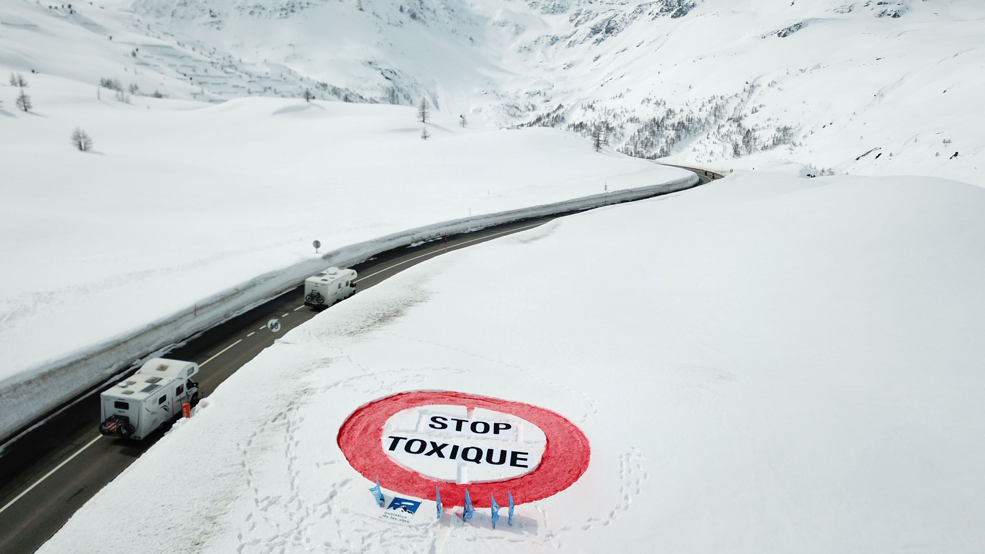 Simplon Protest Gefahrgut Stopp toxique