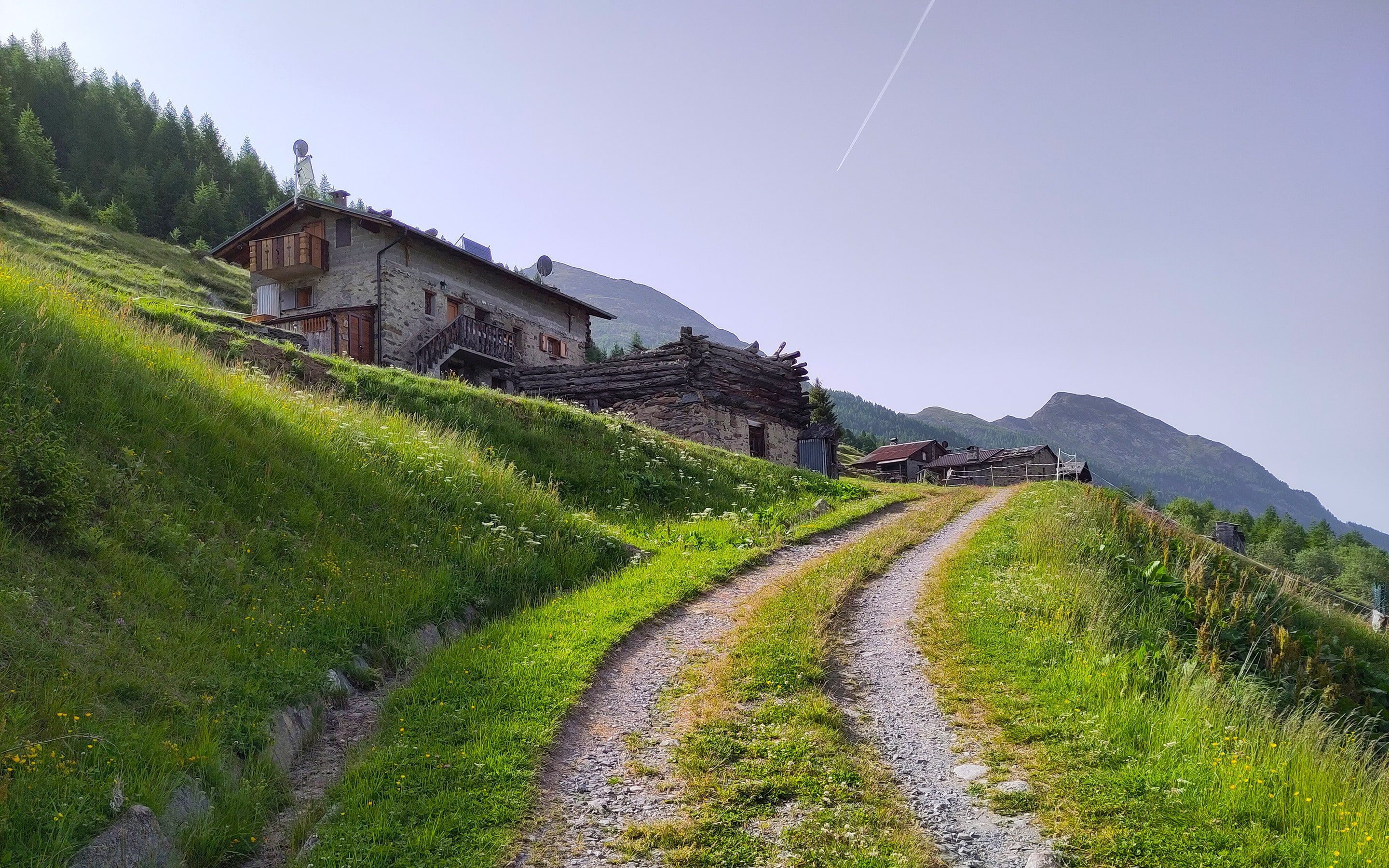 unterwegs-im-oberen-Veltlin-Poschiavo-Bormio-wanderferien-schweiz-gruppe-gefuehrt-gross-edit-2