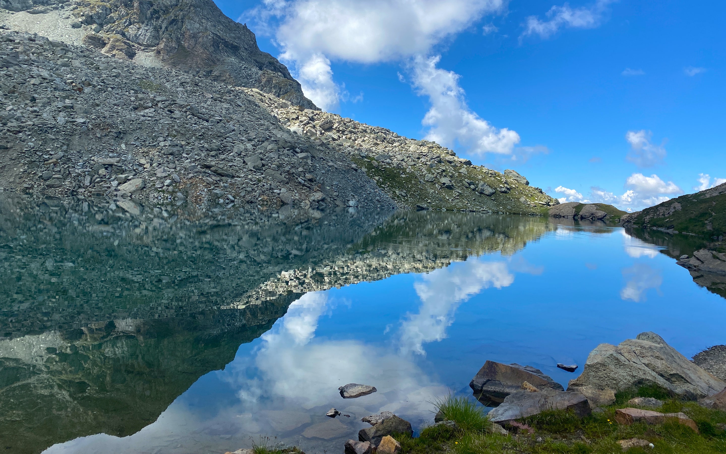 walserspuren-im-aostatal-wanderferien-schweiz-gruppe-gefuehrt-gross-edit-5
