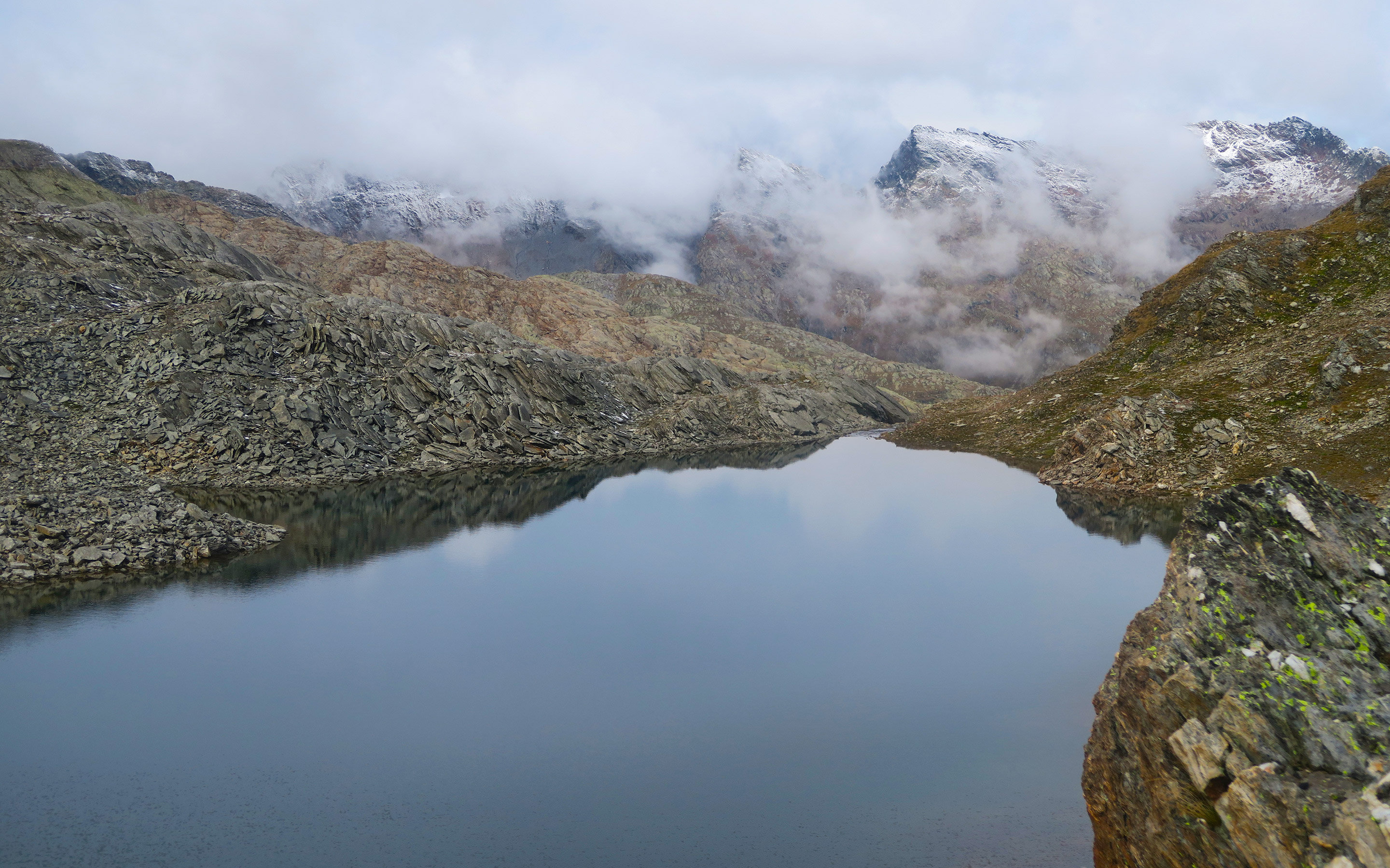 hochtal-avers-wanderferien-gruppe-gefuehrt-header- (2)